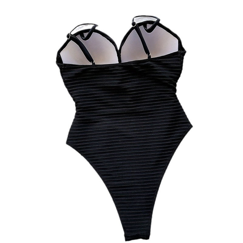 Damen Einteiler Badeanzug mit modischem Cut-Out und hochgeschlossenem Design Drune