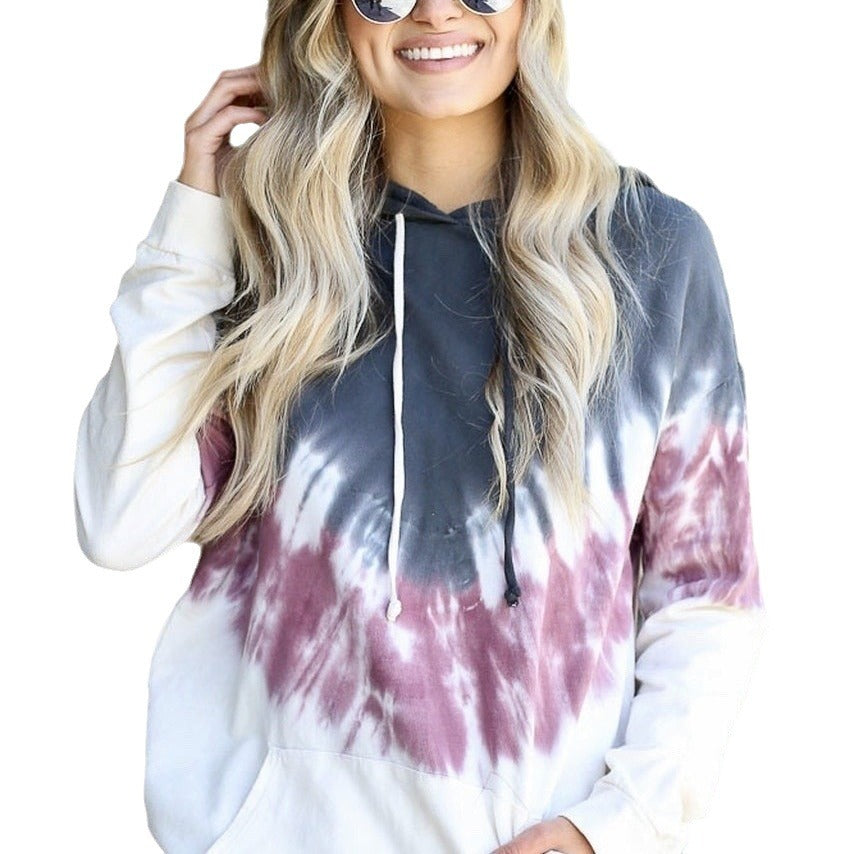Damen Hoodie mit buntem Batikmuster und praktischer Kängurutasche Drune