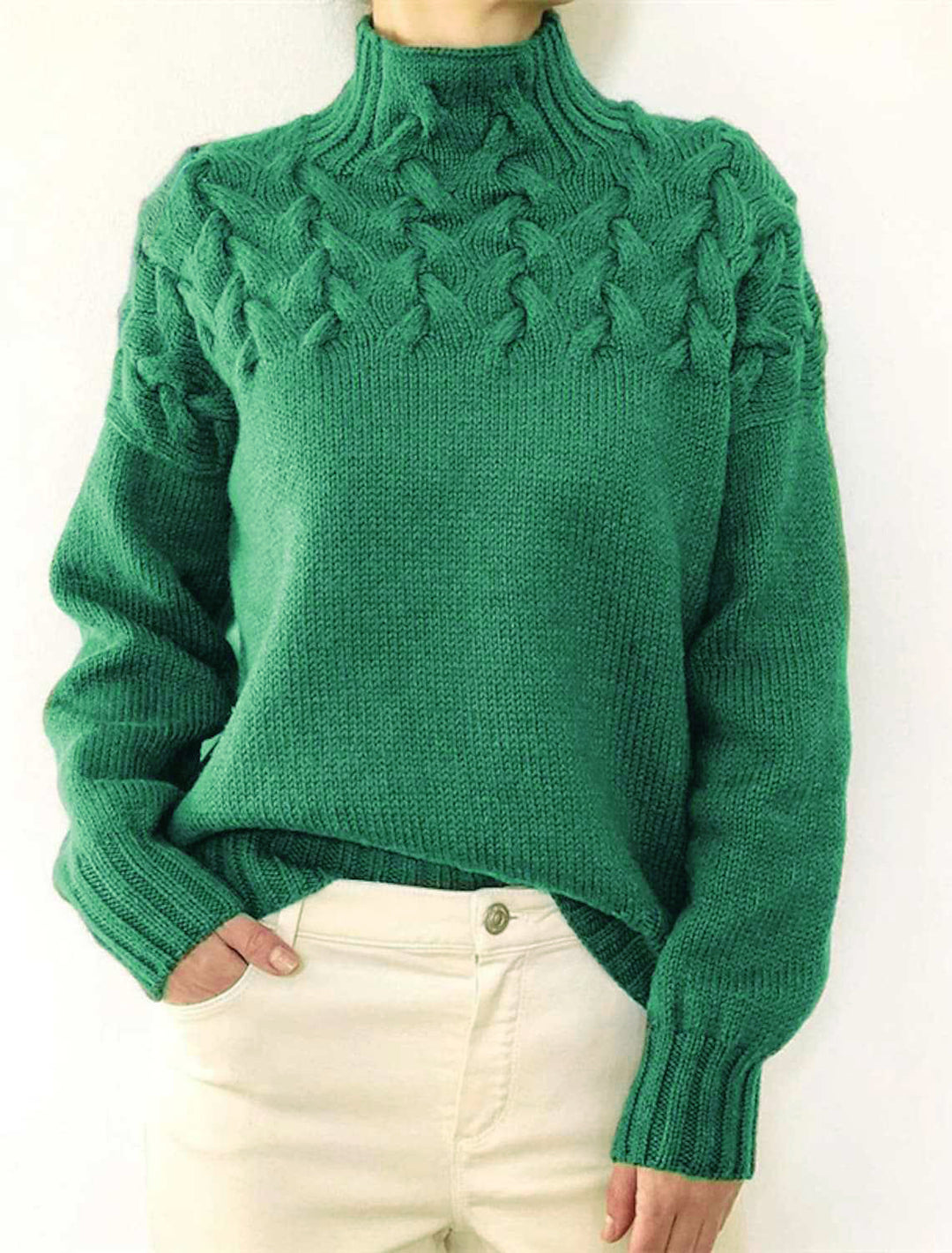 Damen Strickpullover mit dekorativem Zopfmuster und hohem Kragen Drune