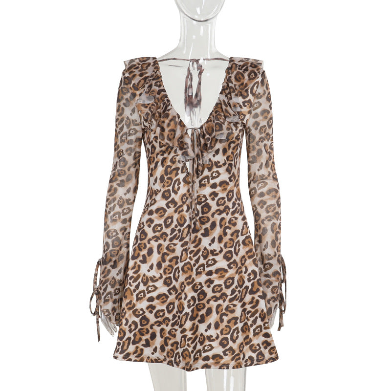 Damen schulterfreies Kleid mit Rüschendetails und Leopardenmuster Drune