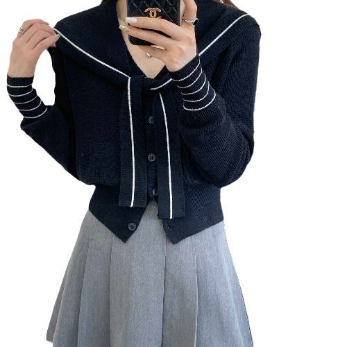Damen Strickjacke mit dekorativem Kragen und Knopfdetails Drune