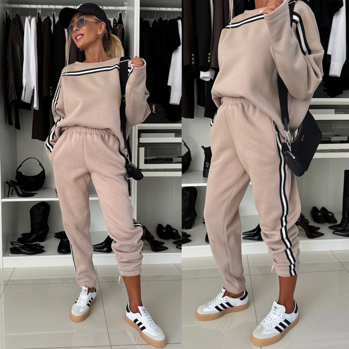 Damen sportliches und lässiges Set mit schmal geschnittenem Oberteil und Jogginghose Drune