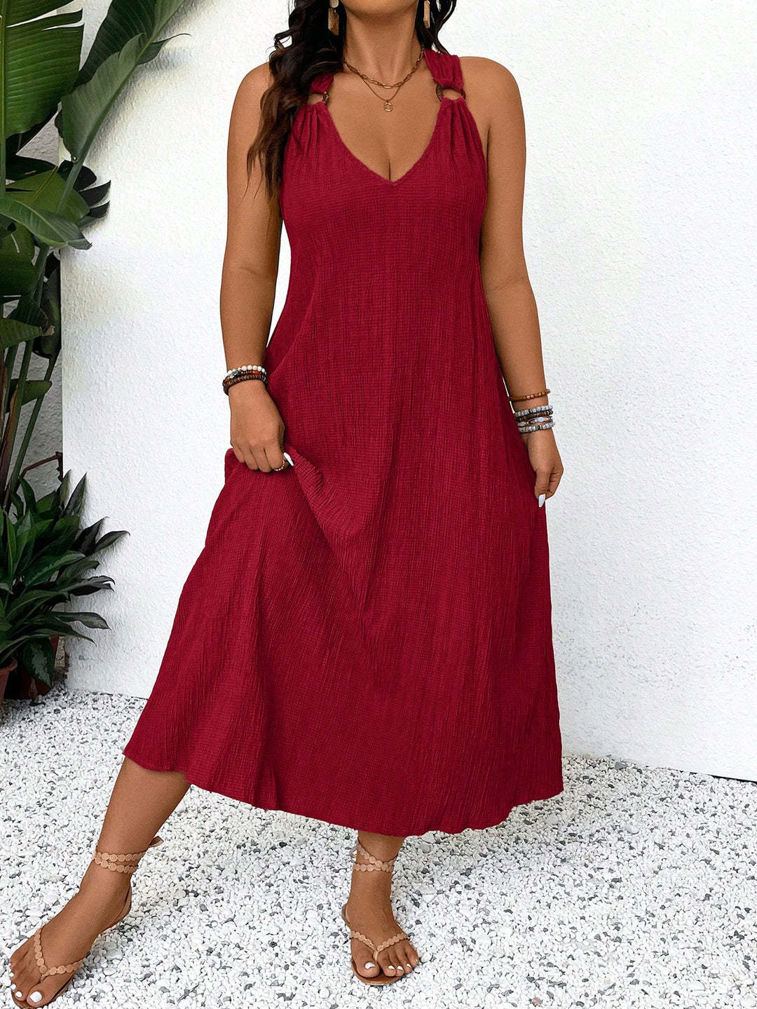 Damen Maxikleid mit schickem V-Ausschnitt und lässigen Trägern Drune