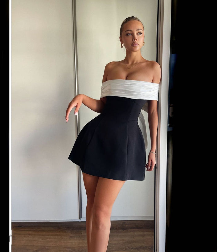 Drune | Ein-Wort-Schulter schwarz-weißes Kleid mit kontrastierender Schleife