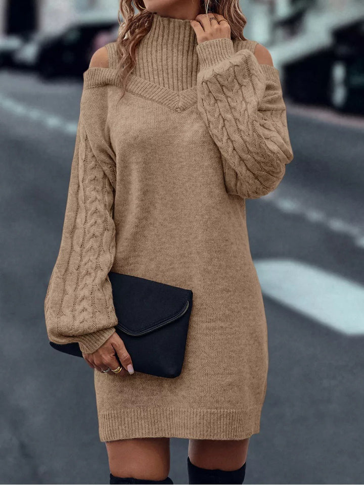 Damen Strickkleid mit off-shoulder Design und komplexer Zopfmusterstruktur Drune