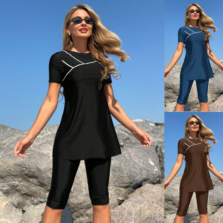 Damen Sportliches Strandoutfit mit kurzem Oberteil und Radlerhosen Drune