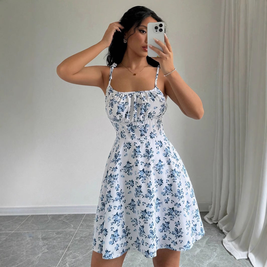 Damen Sommerkleid mit verstellbaren Spaghetti-Trägern und floralen Akzenten Drune