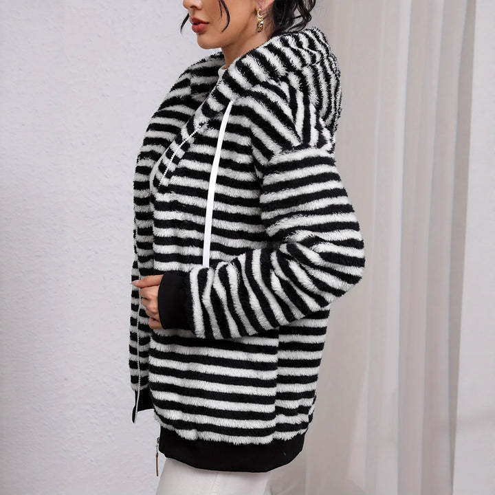 Damen Flauschige Strickjacke mit kontrastierenden Streifen Drune