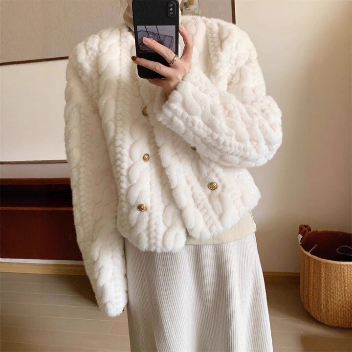 Damen Flauschige Strickjacke mit Goldknopfdetails Drune