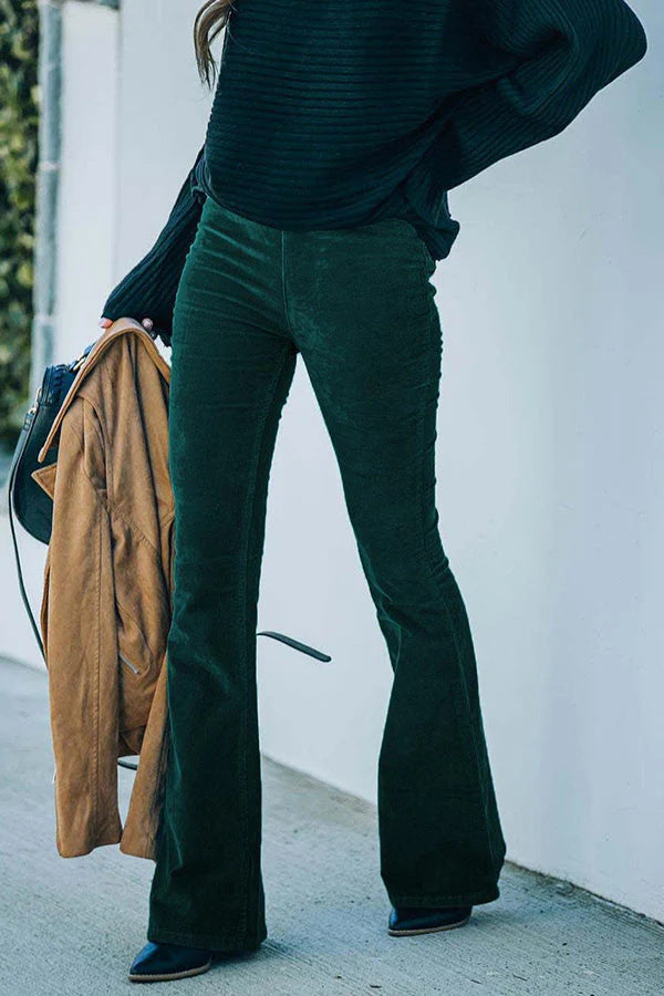 Damen Flared Jeans im eleganten 70er Jahre Stil Drune