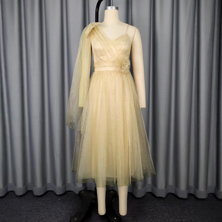 Damen festliches Midikleid mit asymmetrischem Chiffon-Overlay und floraler Applikation Drune