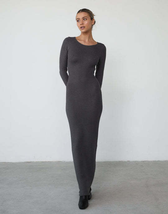 Damen figurbetontes Maxikleid aus hochwertigem Rippstrickstoff mit tiefem Ausschnitt Drune