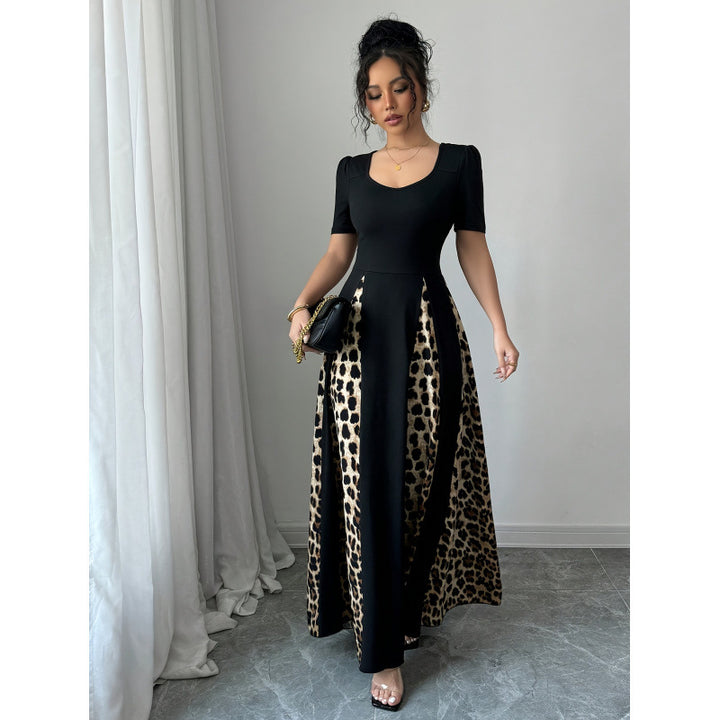 Damen Maxikleid mit elegantem Schnitt und modischem Tiermuster Drune