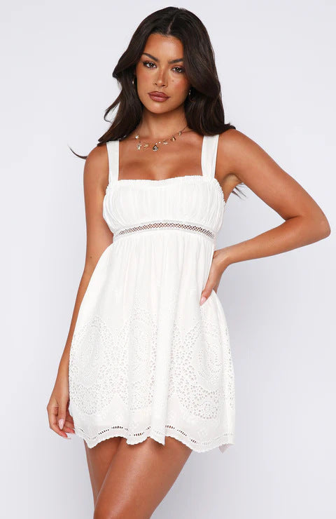 Damen Sommerkleid mit Spitzendetails und schulterfreiem Design Drune