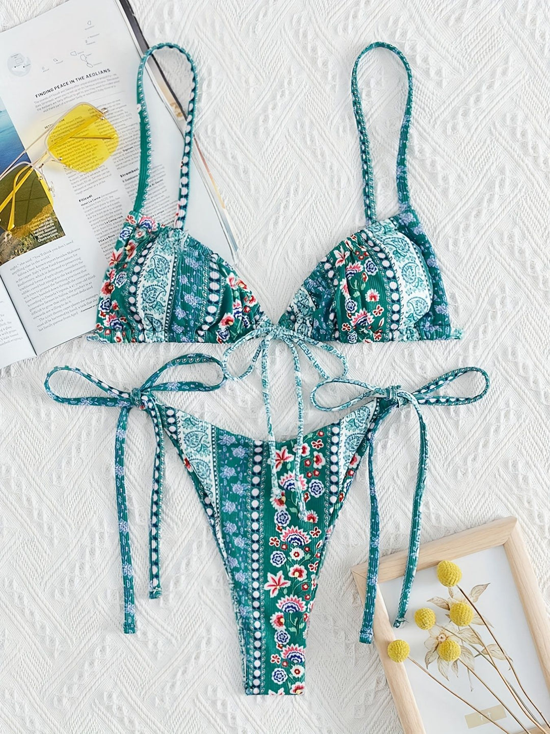 Damen Triangel-Bikini mit verspieltem Design und verstellbaren Trägern Drune