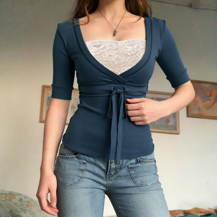 Damen Wickeloberteil mit raffinierter Frontschnürung und eleganten Ärmelabschlüssen Drune