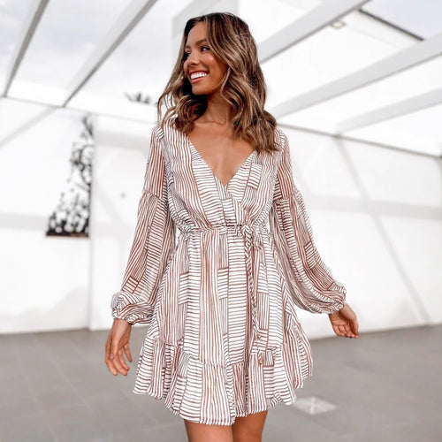 Damen kurzärmeliges Strandkleid mit Taillenzug und asymmetrischem Saum Drune
