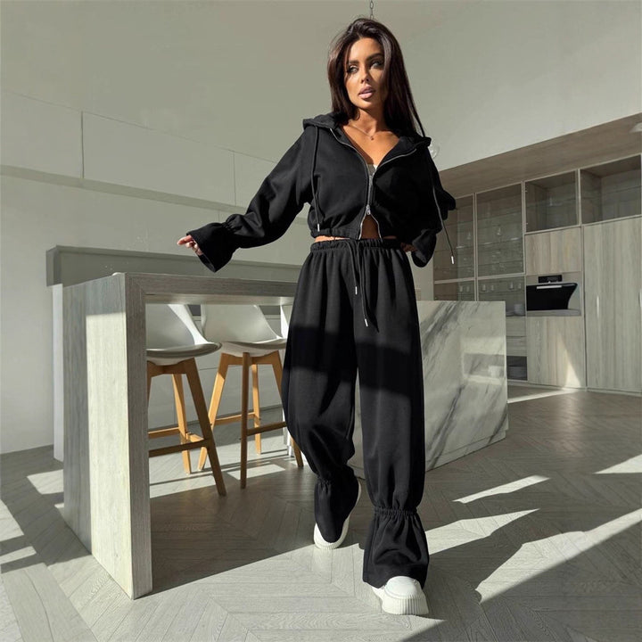 Damen Sportliches Zwei-Teiler-Set mit cropped Kapuzenpullover und weiten Hosen Drune