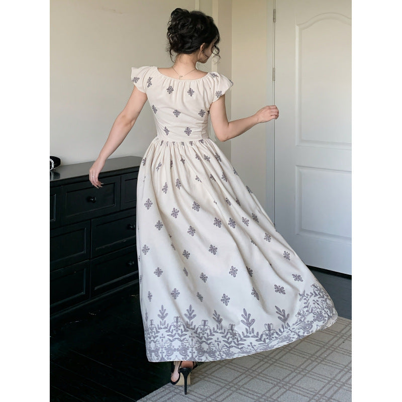 Damen Elegantes Maxikleid mit romantischem Rüschendesign und floralen Applikationen Drune