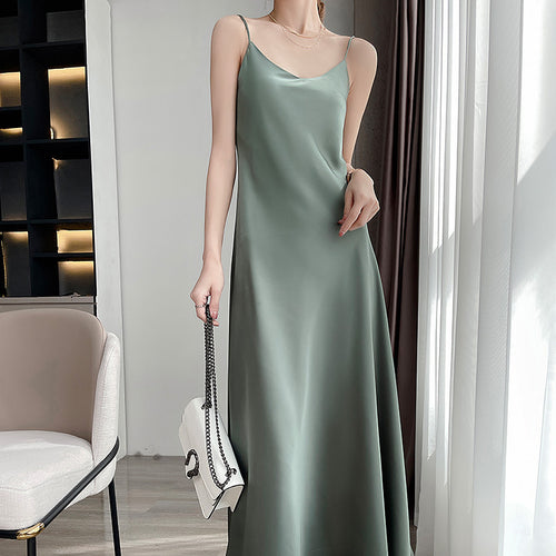 Damen Maxikleid mit Satin-Finish Drune
