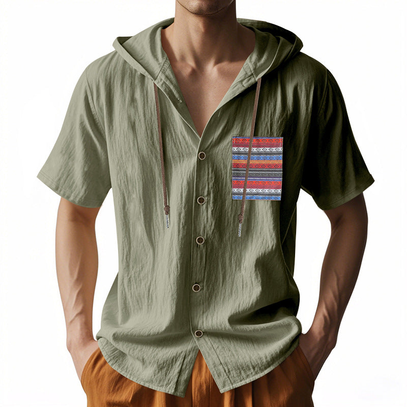 Herren Kurzarm-Hemd mit Kapuze und buntem Brusttaschen-Motiv Drune