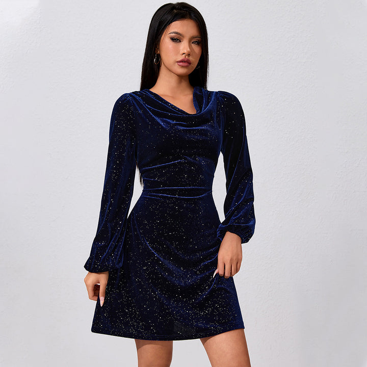 Damen Elegantes Velourskleid mit funkelnden Akzenten Drune