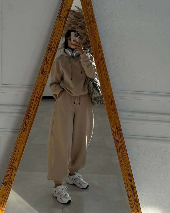 Damen Oversized Sweatsuit mit Kapuze und Bündchen Drune
