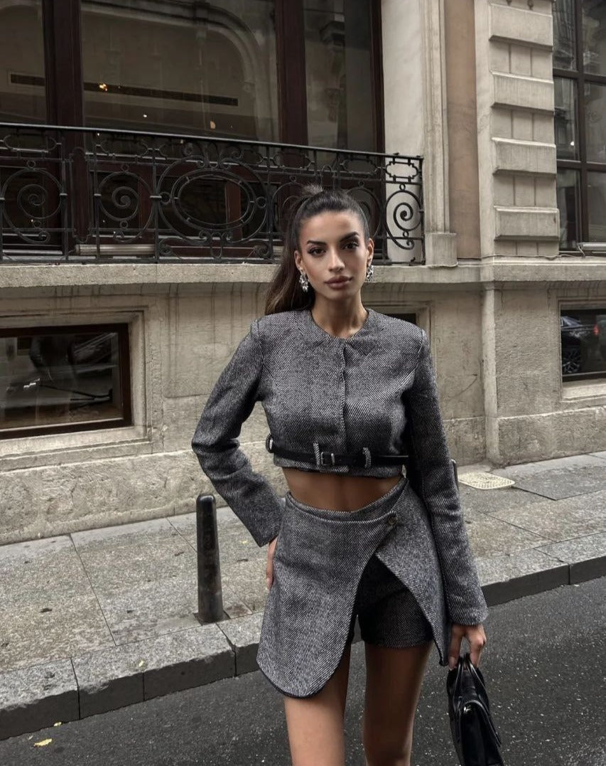 Damen Chic Cropped Blazer mit coolem Gürtel Drune