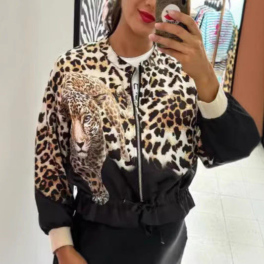 Damen entspannte Bomberjacke mit extravagantem Leoparden-Motiv Drune