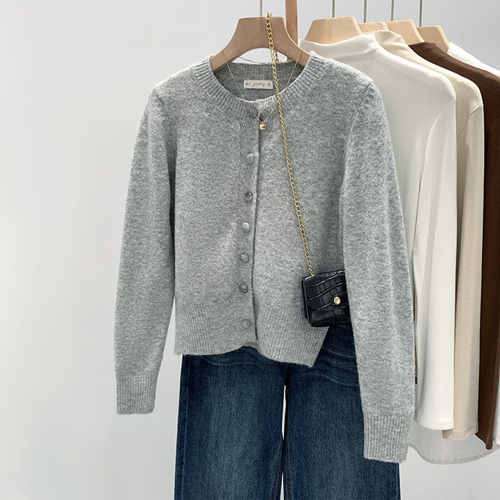 Damen Kuschelige Strickjacke mit feinem Knopfdesign Drune
