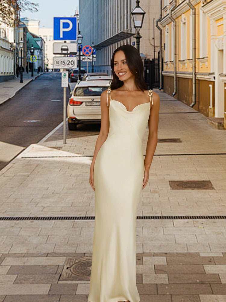 Damen Langabendkleid mit zarten Spaghettiträgern und eleganter Silhouette Drune
