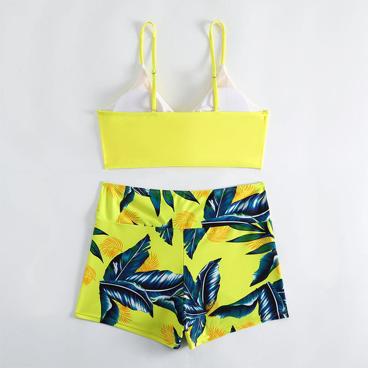 Damen Bikini-Set mit quer gerafftem Oberteil und lässigen Shorts Drune