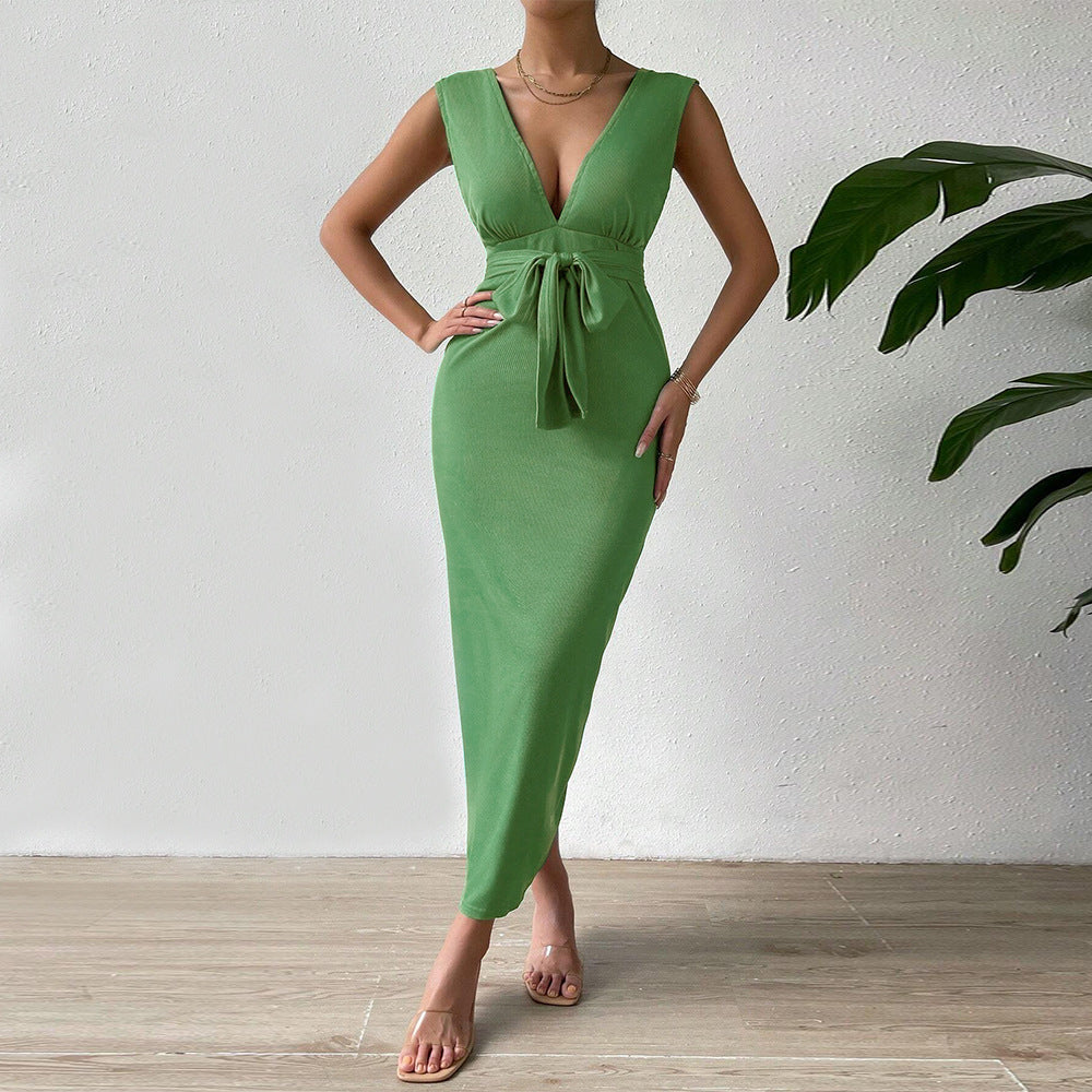 Damen Maxikleid mit tiefem V-Ausschnitt und elegantem Halterdesign Drune