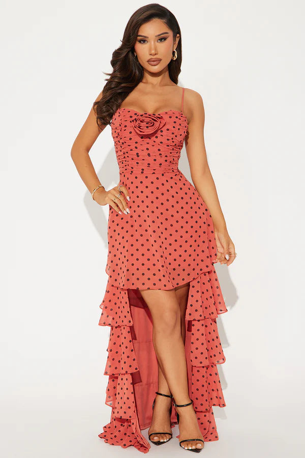 Damen Verspieltes Polka-Dots Maxikleid mit asymmetrischem Rock und floralen Akzenten Drune