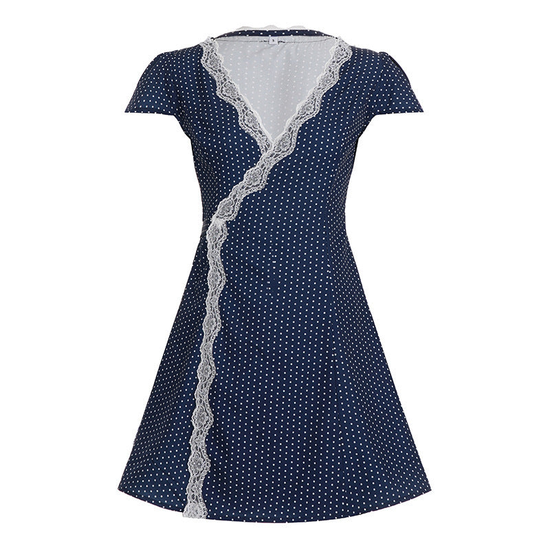 Damen Verspieltes Wickelkleid mit eleganten Spitzeinsätzen Drune