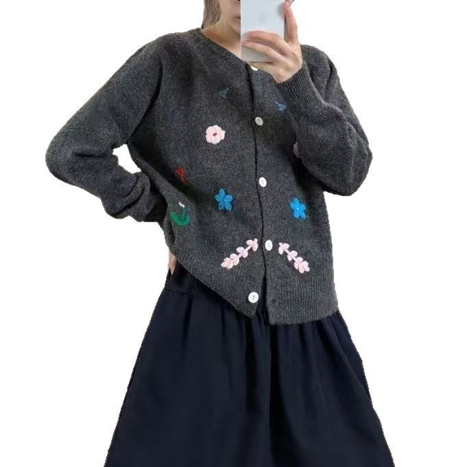 Damen Strickjacke mit floralen Stickereien Drune