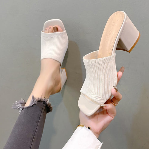 Damen Mules mit strukturiertem Obermaterial und stabilem Blockabsatz Drune