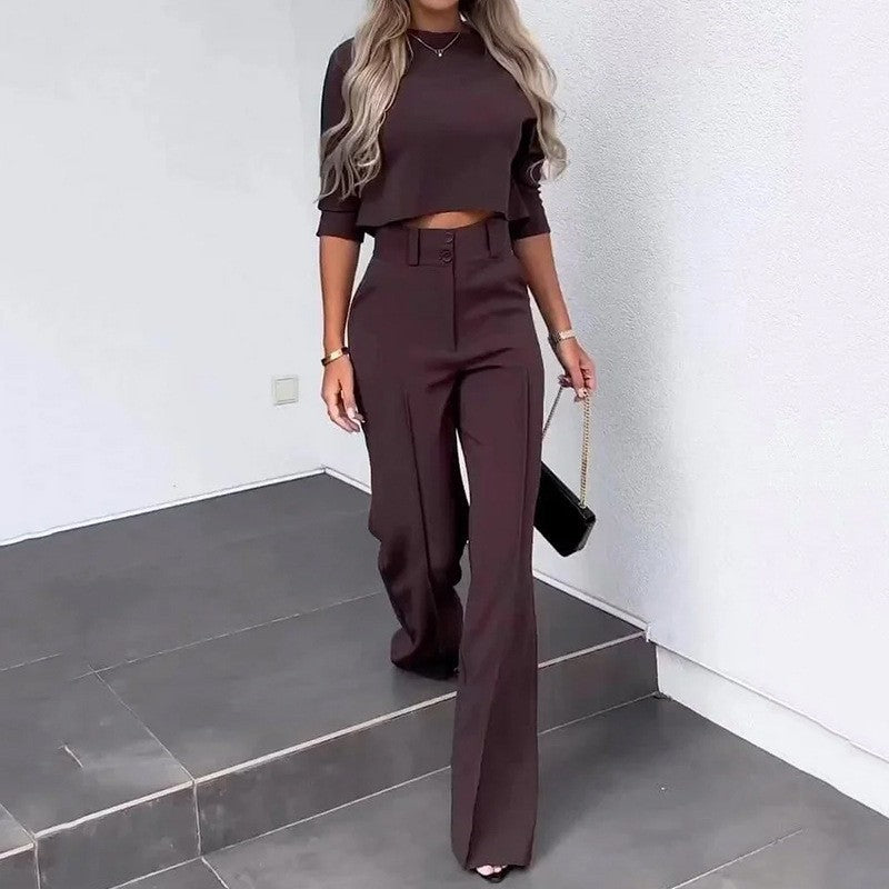 Damen Kombination aus cropped Oberteil und weit geschnittenen Hose Drune