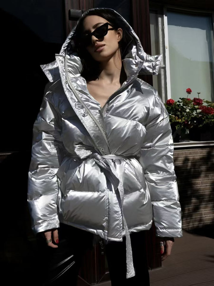 Damen Glanzende Winterjacke mit oversized Schnitt und Kapuze Drune