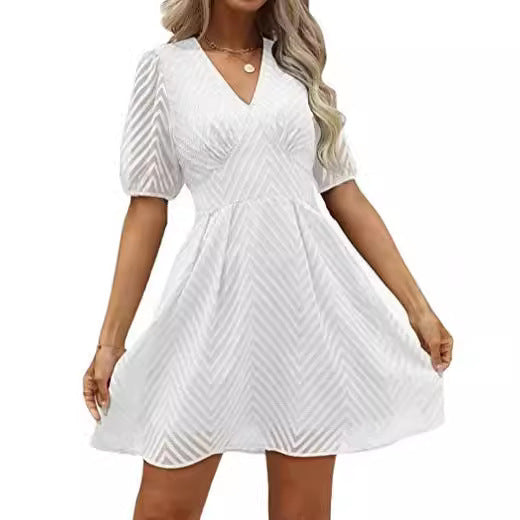 Damen Kleid mit gepufften ¾-Ärmeln und V-Ausschnitt Drune