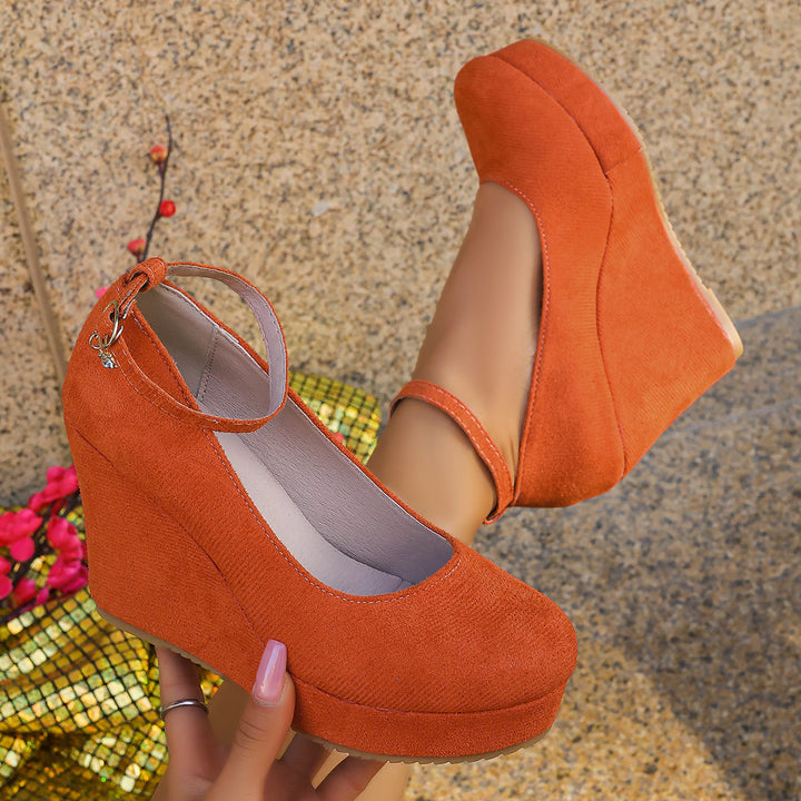 Damen Wedge-Pumps mit dekorativem Riemchen und exzellentem Fußbett Drune