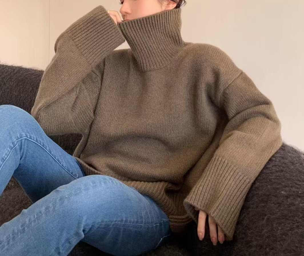 Damen Ikonischer Pullover mit hohem Kragen und Oversized-Schnitt Drune