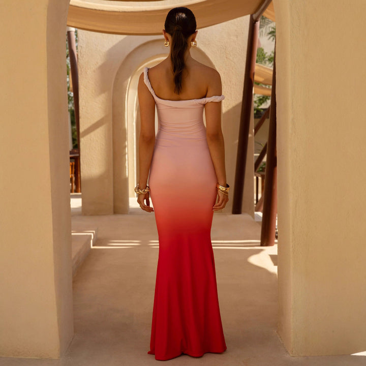 Damen Elegantes Maxikleid mit schulterfreiem Design und Raffung Drune
