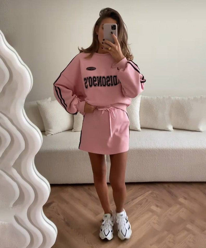 Damen sportliches Kleid im Sweatshirt-Style mit Kordelzug und langen ÄrmelDrune