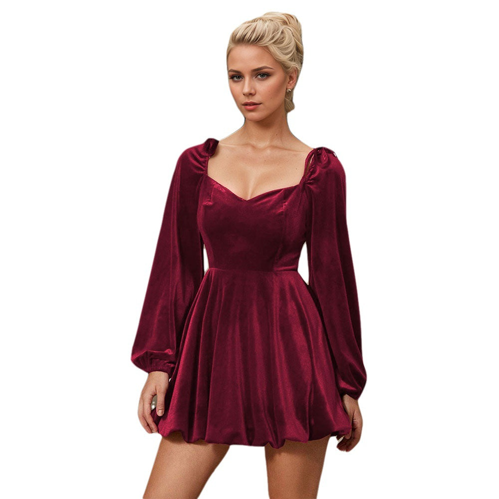 Damen Samt Minikleid mit Rüschenärmel und elegantem Herz-Ausschnitt Drune