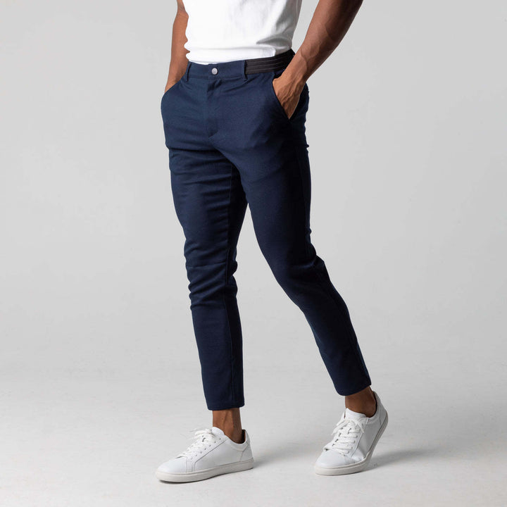 Herren Chinohose mit slim fit Schnitt und elastischem Bund Drune