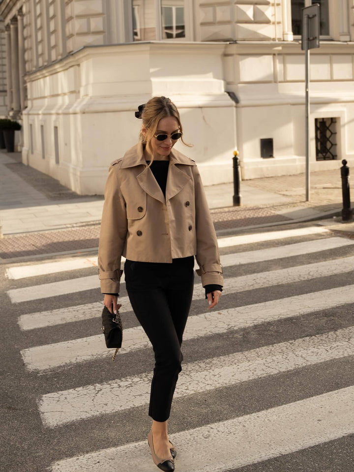 Damen cropped Trenchjacke mit doppelter Knopfleiste und verstellbaren Ärmeln Drune