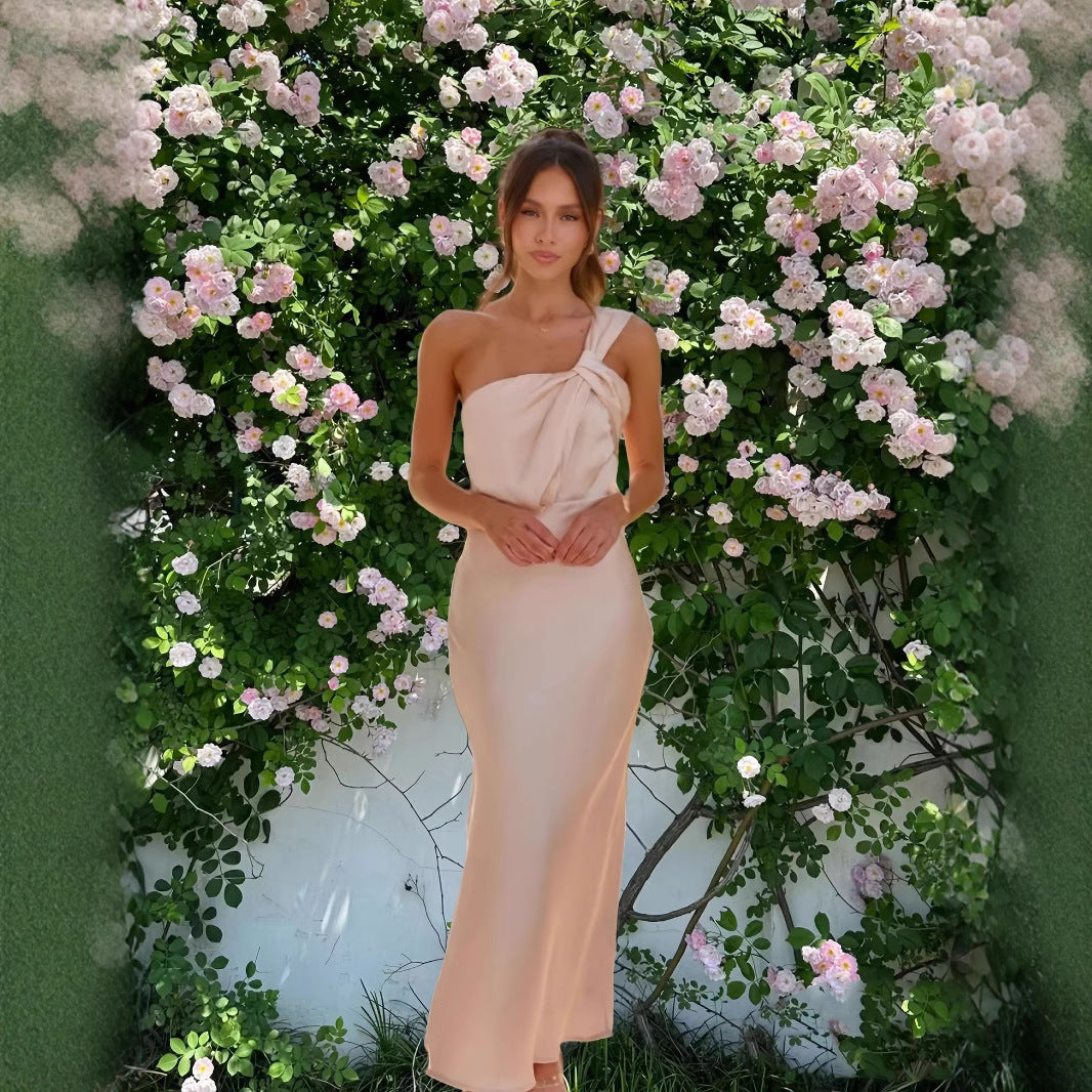 Damen Elegantes Maxikleid mit asymmetrischem Oberteil und schwingendem Saum Drune