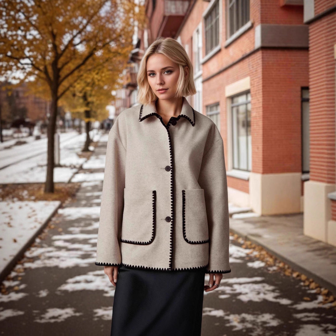 Damen Wolljacke mit kontrastierenden Details und großzügigen Taschen Drune