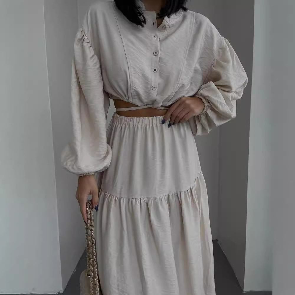 Damen Crop-Bluse mit Puffärmeln und Knopfdetails Drune